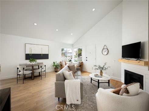 27075  La Fuente  , Mission Viejo, CA