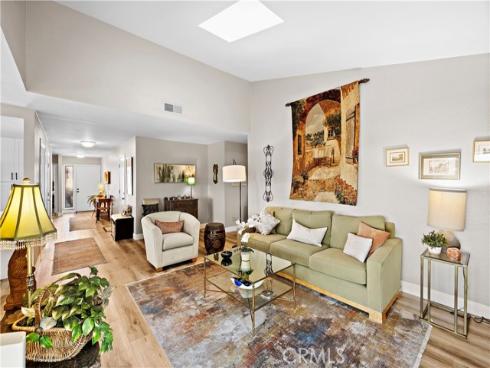 27798 Espinoza , Mission Viejo, CA