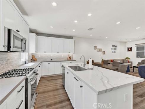 115  Hideaway Loop  , Mission Viejo, CA