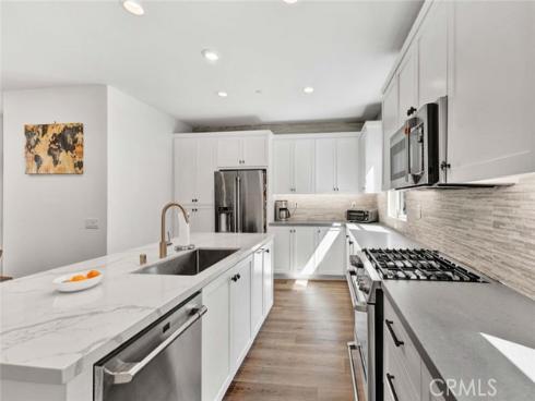 115  Hideaway Loop  , Mission Viejo, CA