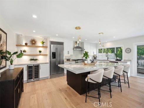 27641  Ruisenor  , Mission Viejo, CA