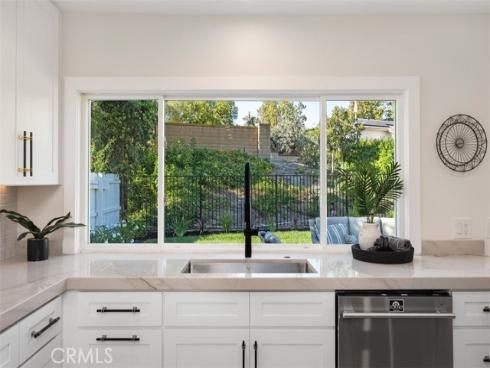 27641  Ruisenor  , Mission Viejo, CA