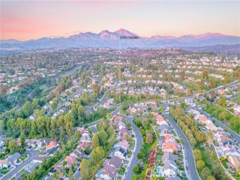 27951  Faroles  , Mission Viejo, CA