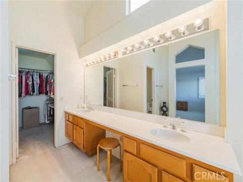 25091  Cheshire  , Mission Viejo, CA