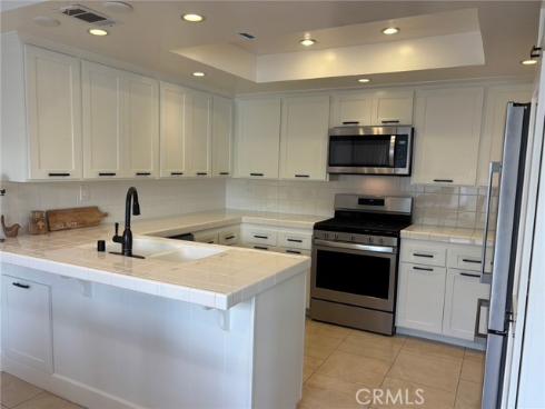 23355  Via Linda  3 , Mission Viejo, CA