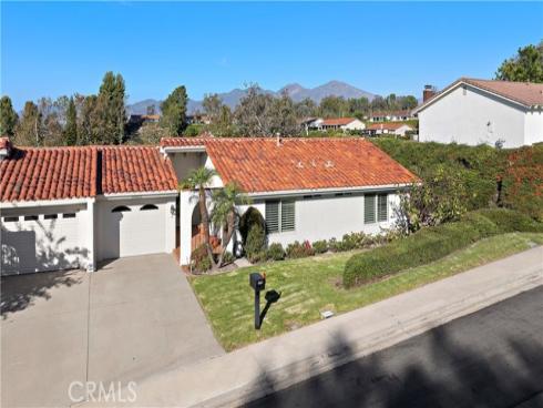 28021  Calle Casal  , Mission Viejo, CA