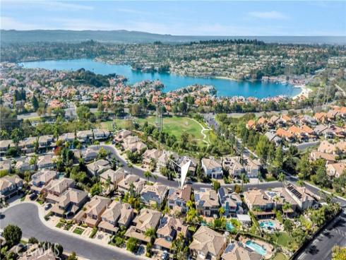 22652 Sweetmeadow , Mission Viejo, CA