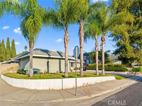 25571  Vesuvia  , Mission Viejo, CA