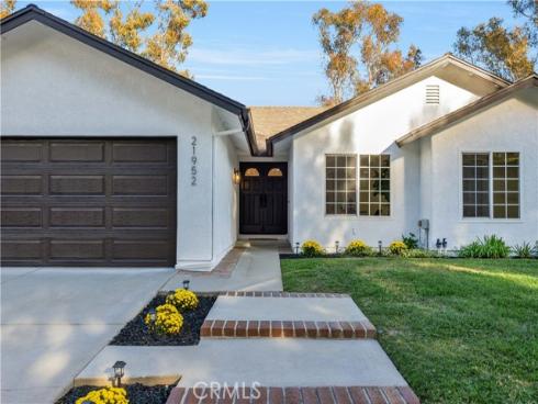 21952  Esplendor  , Mission Viejo, CA