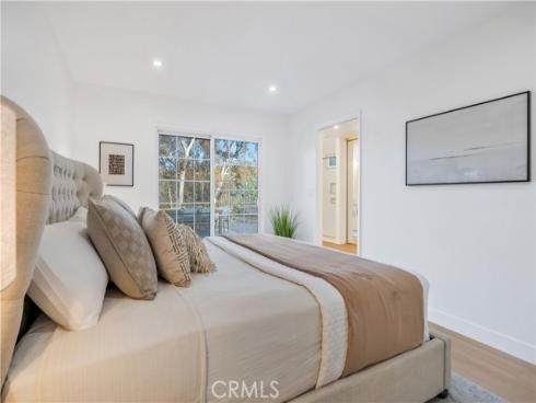 21952  Esplendor  , Mission Viejo, CA