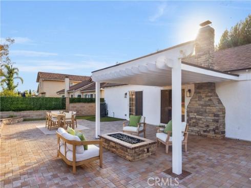 21952  Esplendor  , Mission Viejo, CA