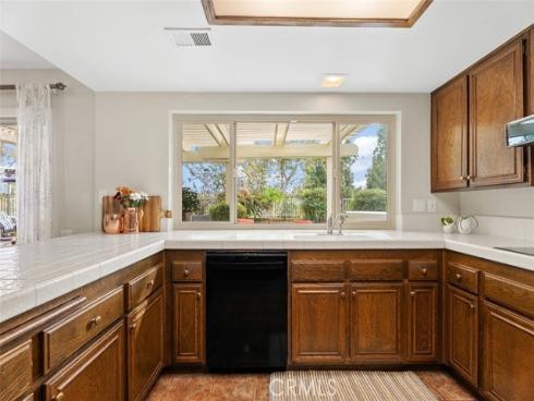 27552  Berdun  , Mission Viejo, CA
