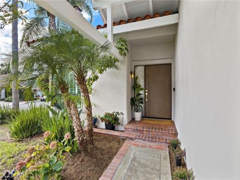 26681  Trasmiras  , Mission Viejo, CA