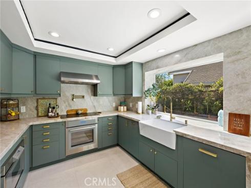 26681  Trasmiras  , Mission Viejo, CA