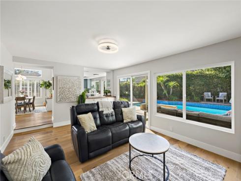 26681  Trasmiras  , Mission Viejo, CA