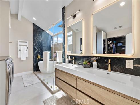 26681  Trasmiras  , Mission Viejo, CA