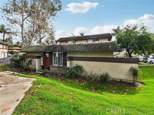 26322  Via Roble  , Mission Viejo, CA