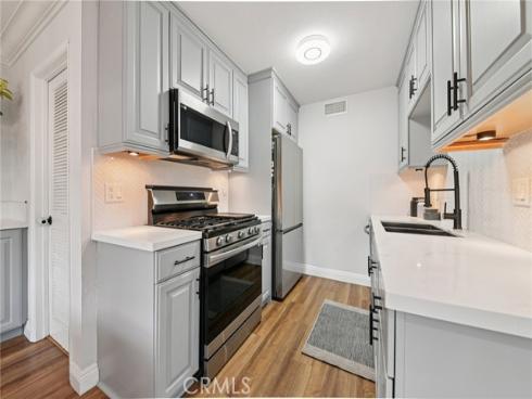 26322  Via Roble  , Mission Viejo, CA