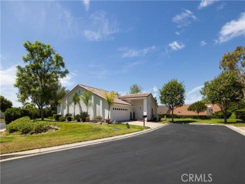 23721  Villena  , Mission Viejo, CA