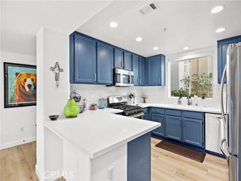 239  California  , Mission Viejo, CA