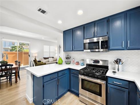 239  California  , Mission Viejo, CA