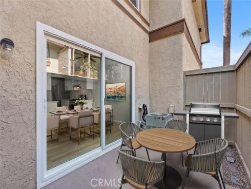 26284  Via Roble  , Mission Viejo, CA