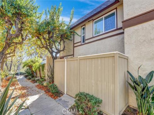 26284  Via Roble  , Mission Viejo, CA