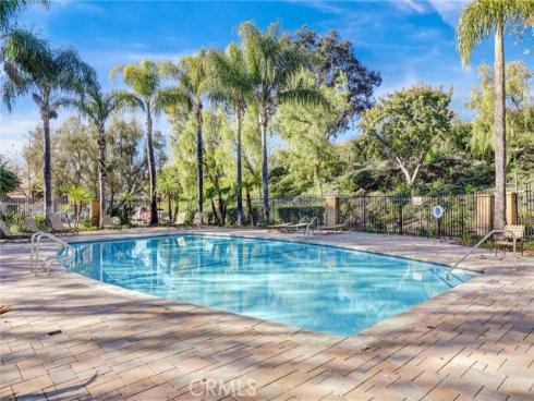 26284  Via Roble  , Mission Viejo, CA