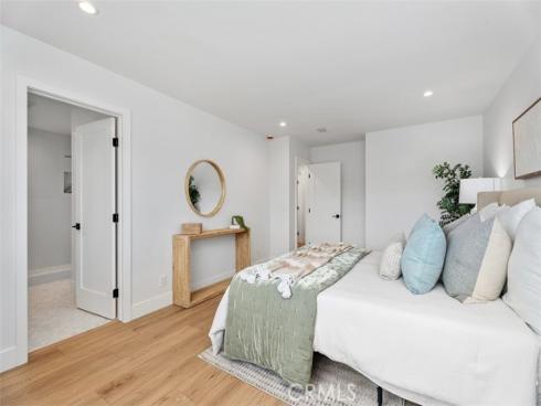 24505 Chamalea , Mission Viejo, CA