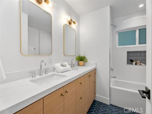 24505 Chamalea , Mission Viejo, CA