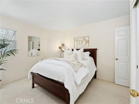 33  Montgomery  , Mission Viejo, CA