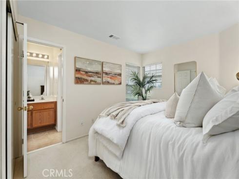 33  Montgomery  , Mission Viejo, CA