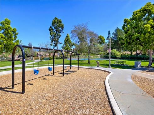 33  Montgomery  , Mission Viejo, CA