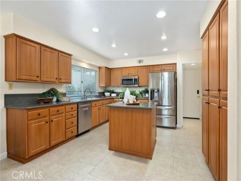 33  Montgomery  , Mission Viejo, CA