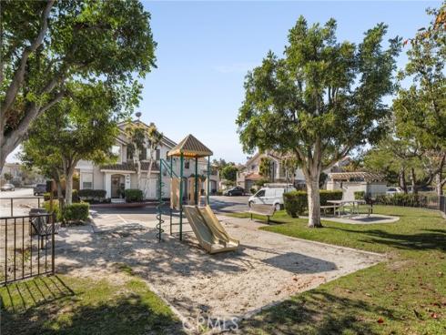 263  California   Court, Mission Viejo, CA