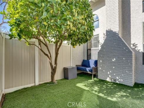 23411  Via Linda  B , Mission Viejo, CA