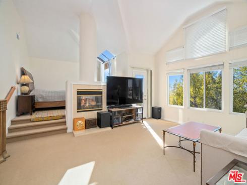 22421  Birchcrest  , Mission Viejo, CA