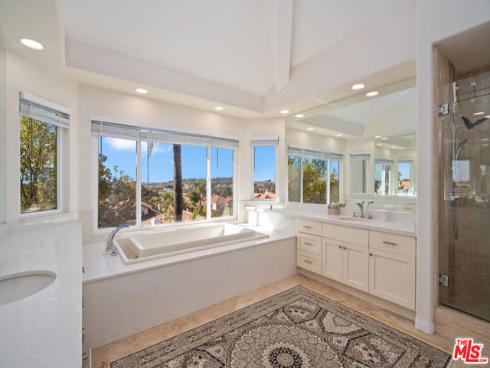 22421  Birchcrest  , Mission Viejo, CA