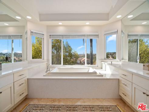 22421  Birchcrest  , Mission Viejo, CA