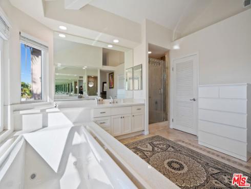 22421  Birchcrest  , Mission Viejo, CA