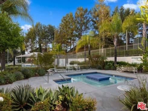 22421  Birchcrest  , Mission Viejo, CA