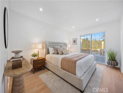 21952  Esplendor  , Mission Viejo, CA