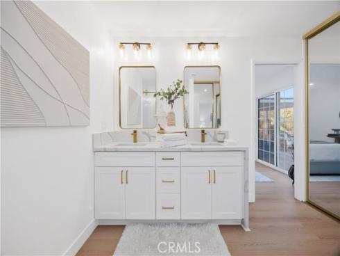 21952  Esplendor  , Mission Viejo, CA