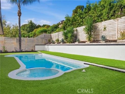 26485  Avenida Deseo  , Mission Viejo, CA