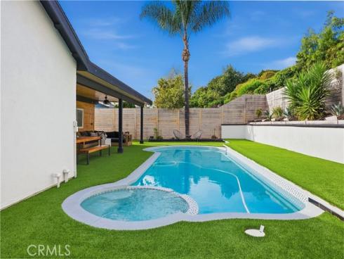 26485  Avenida Deseo  , Mission Viejo, CA