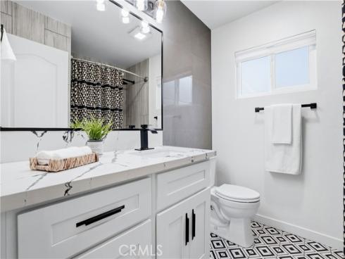 26485  Avenida Deseo  , Mission Viejo, CA