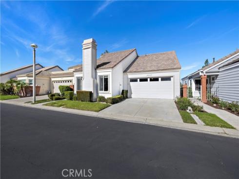 23247  Villena  , Mission Viejo, CA