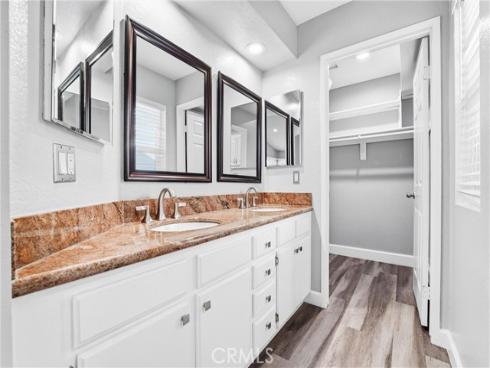 27832  Aberdeen  56 , Mission Viejo, CA