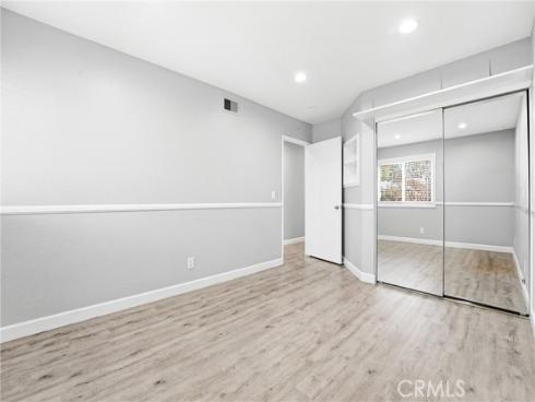 27832  Aberdeen  56 , Mission Viejo, CA