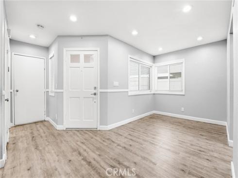 27832  Aberdeen  56 , Mission Viejo, CA